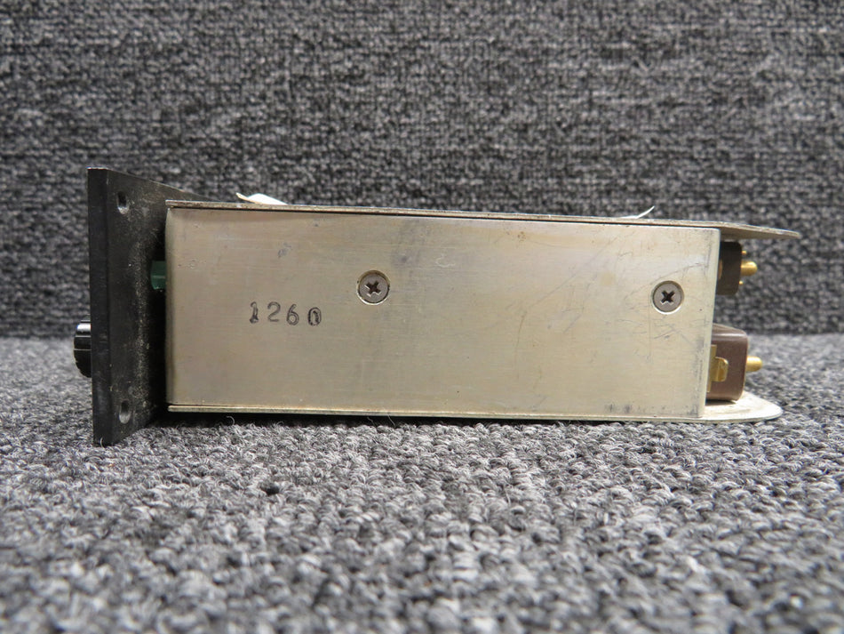 400-0038-001 Wulfsberg Flitefone 40 C-117 Cockpit Control Unit