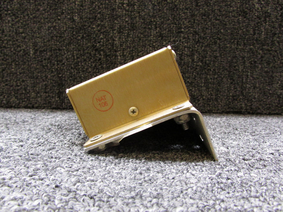RS08-001 Northern Airborne Modular Remote Switch with Bracket (9-33 V)