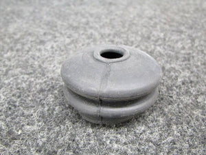 1211206-220 Boot (NEW OLD STOCK) (SA)
