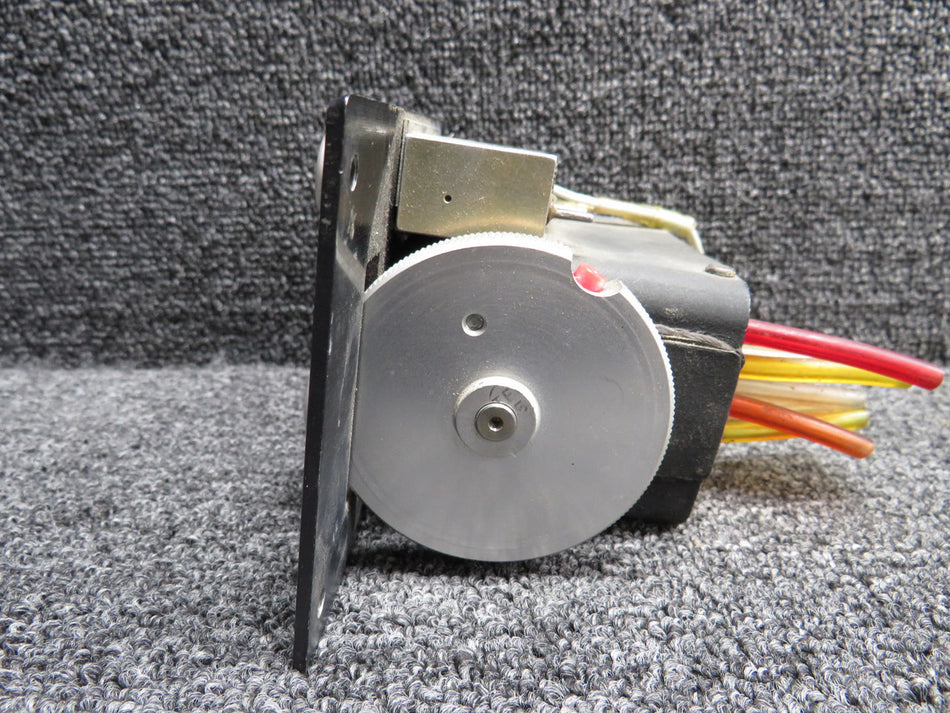 D-690 Tactair T-3 Autopilot Command Control Panel Assembly