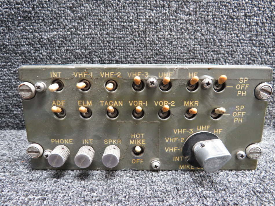 G-4076 Gables Engineering VHF Microphone Panel Assembly with Mods (Green)