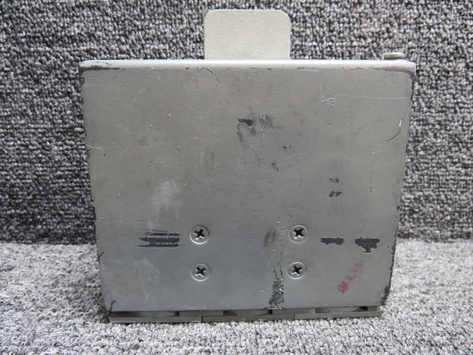 9025-3002 (Alt: 6608211-6) Insco Instrument Cluster