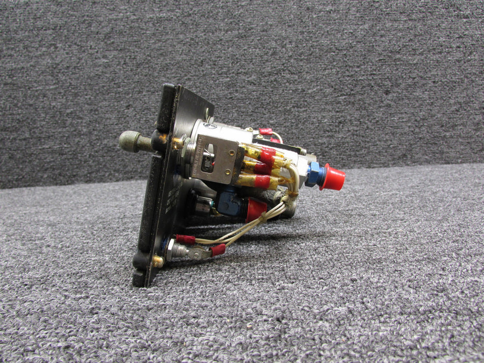 56698 (Alt: 973-6-18-3 Rev. F.) Rockwell Passenger Oxygen Flow Control Assembly