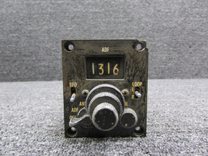 071-1033-00 King Radio KFS-580 Control ADF (Worn Face and Broken Mount)