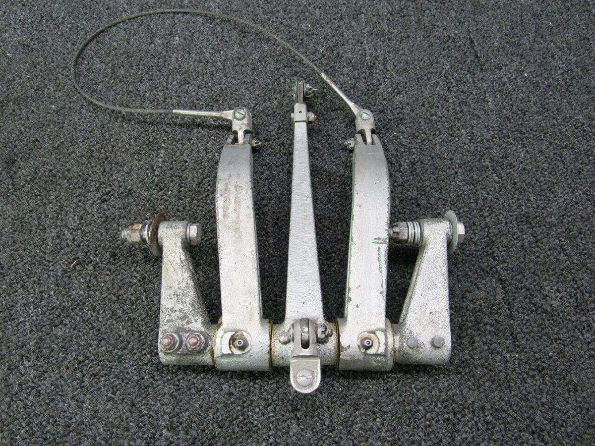 35-524100 Beech C35 Differential Arm Control BAS Part Sales | Airplane Parts