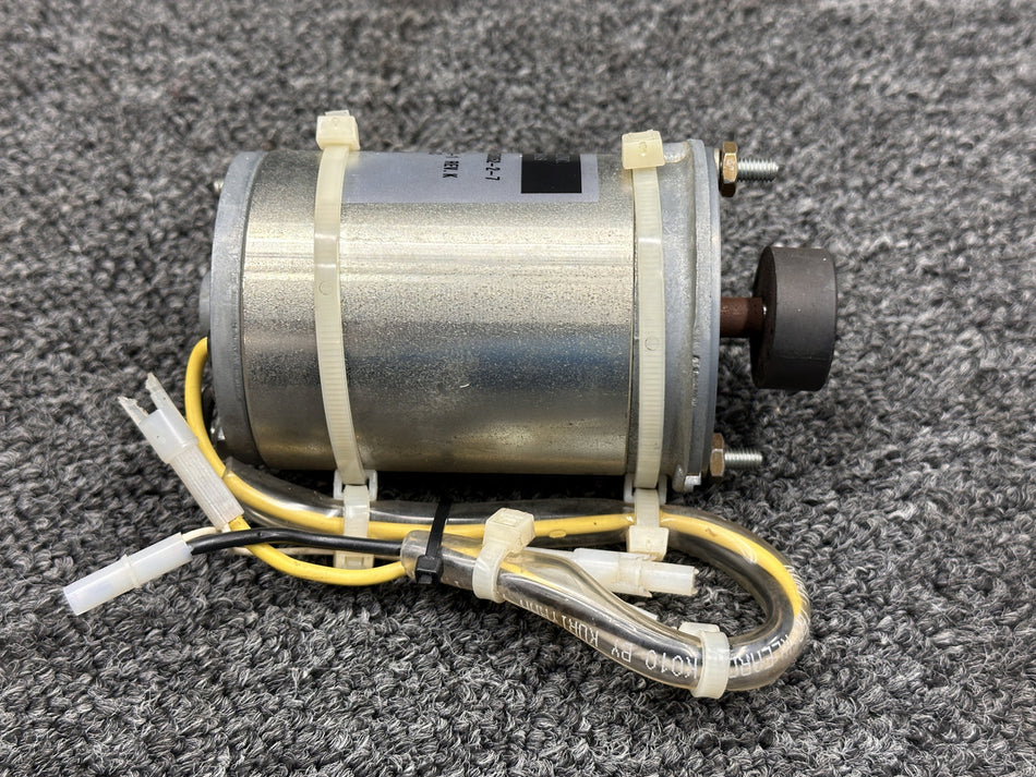 D145-00-31-1 APPH Wichita Condenser Door Motor Assembly (24-28V)
