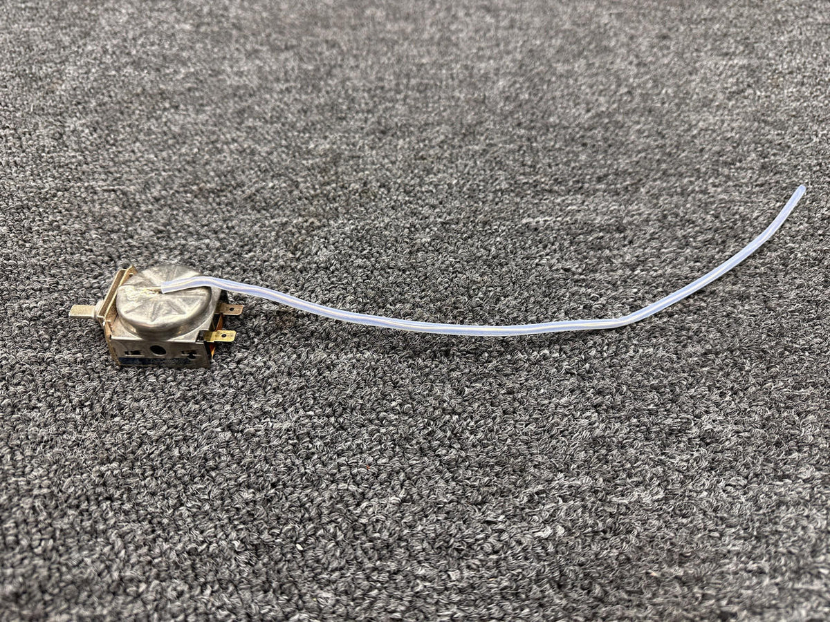 Piper Aircraft Parts 9533N104 Piper PA28-181 Air Conditioning Temperature Control (6-24V)