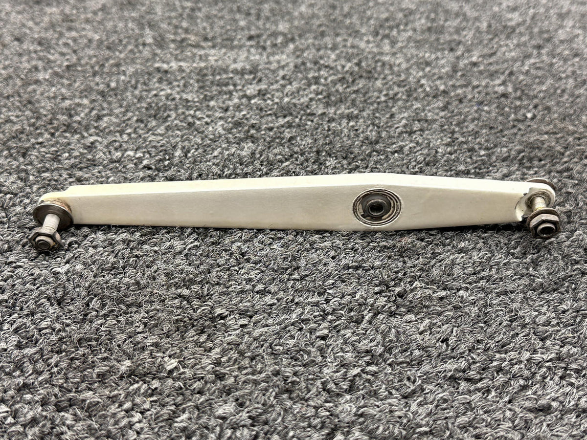 Piper Aircraft Parts 99495-000 Piper PA28-181 Condenser Door Bellcrank Assembly