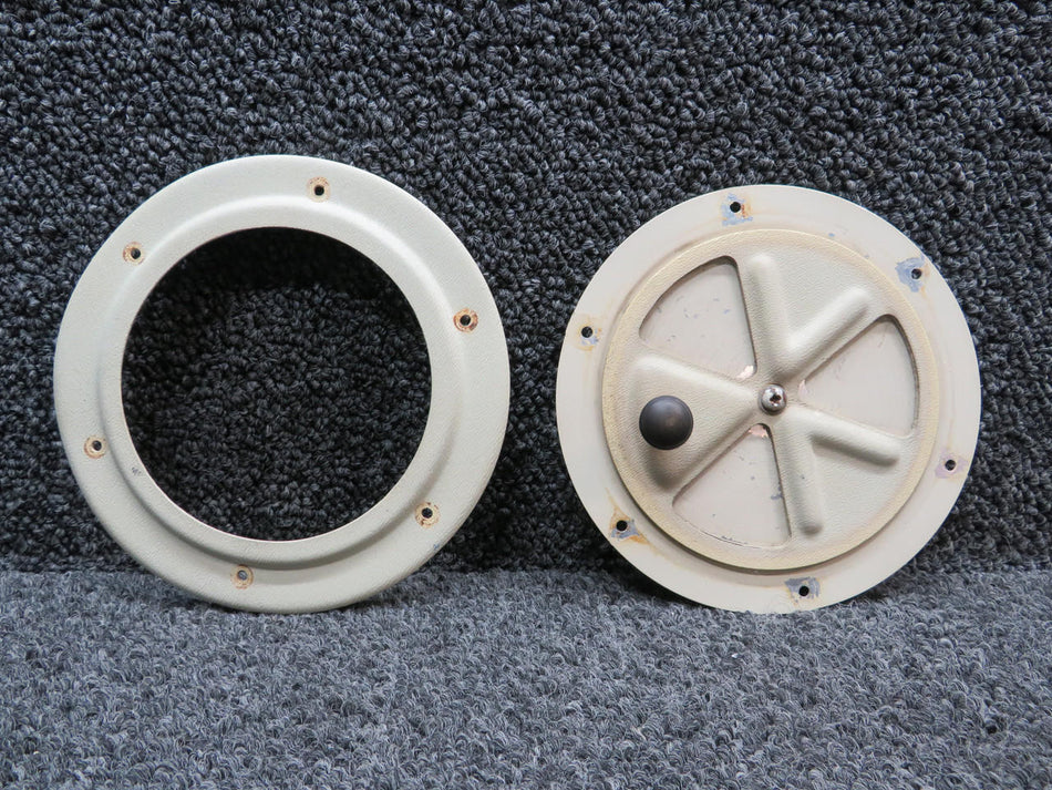 Piper Aircraft Parts 62976-005, 62973-005 Piper PA28-180 Cabin Vent Retainer with Vent Disc Assy
