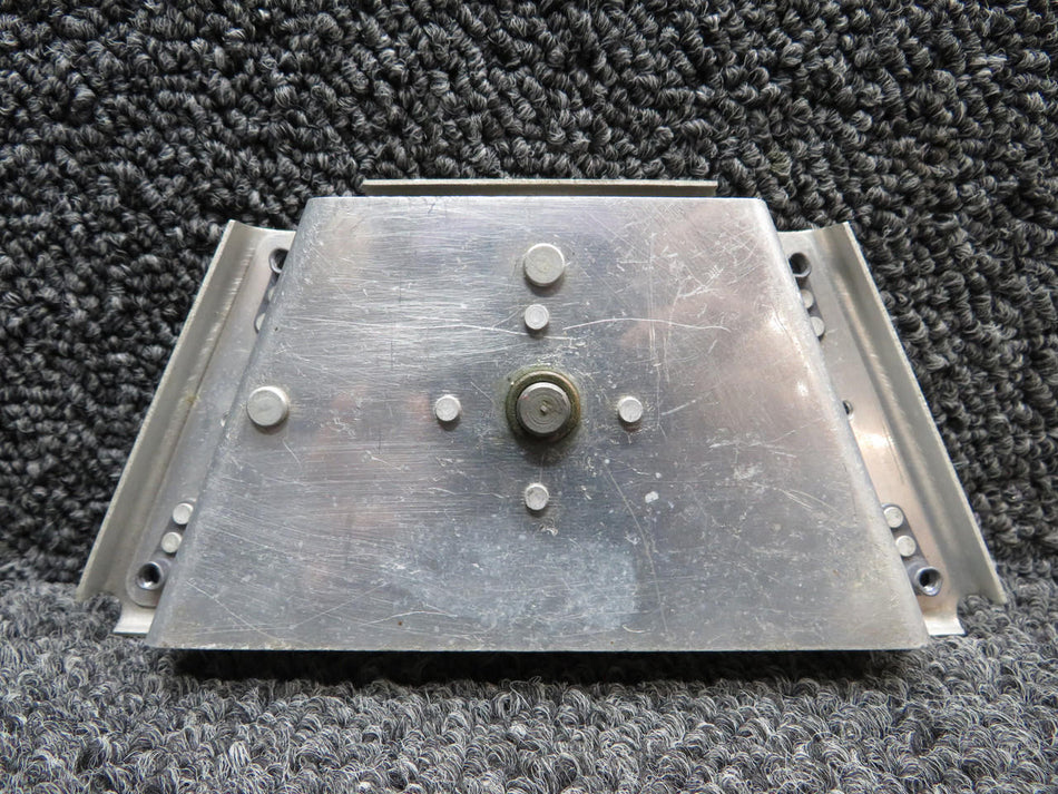 Piper Aircraft Parts 62757-000, 62759-000, 20908-000, 62844-000 Piper PA28-180 Trim Crank Assembly