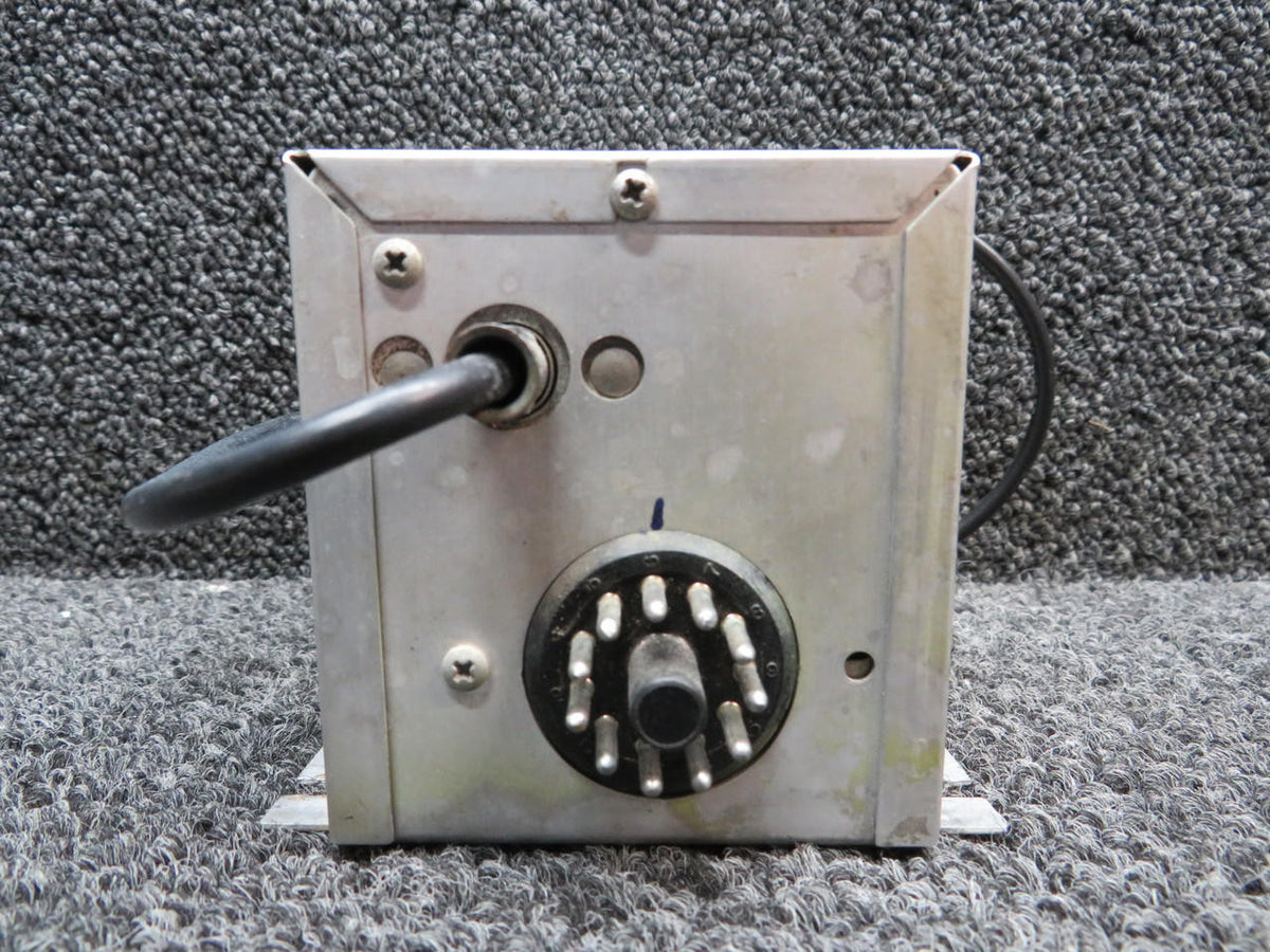 Bendix 1U066-01 Cessna 182N Bendix 204A Marker Receiver (Volts: 14) (Amps: .16)