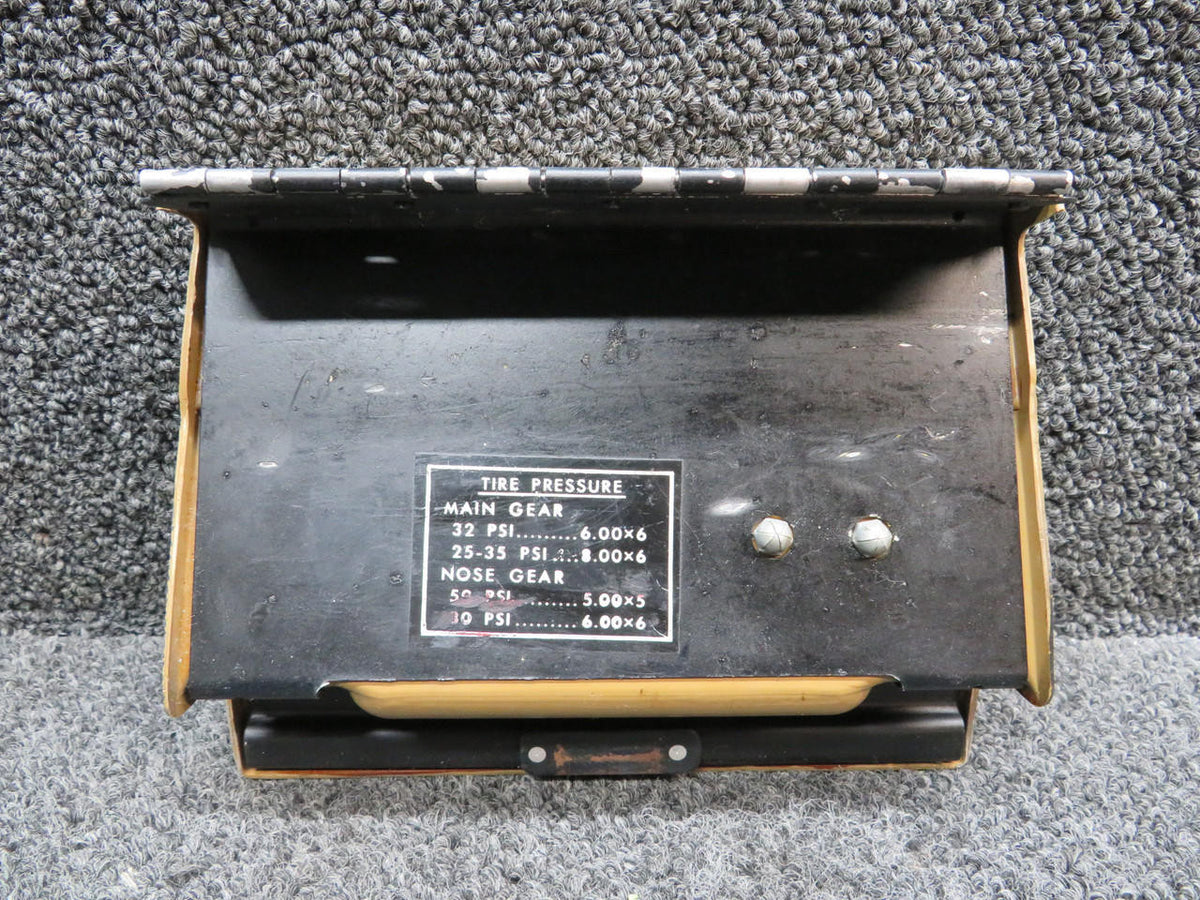 Cessna Aircraft Parts 0713778-7, 0713881-2 Cessna 182N Map Compartment Assembly with Door
