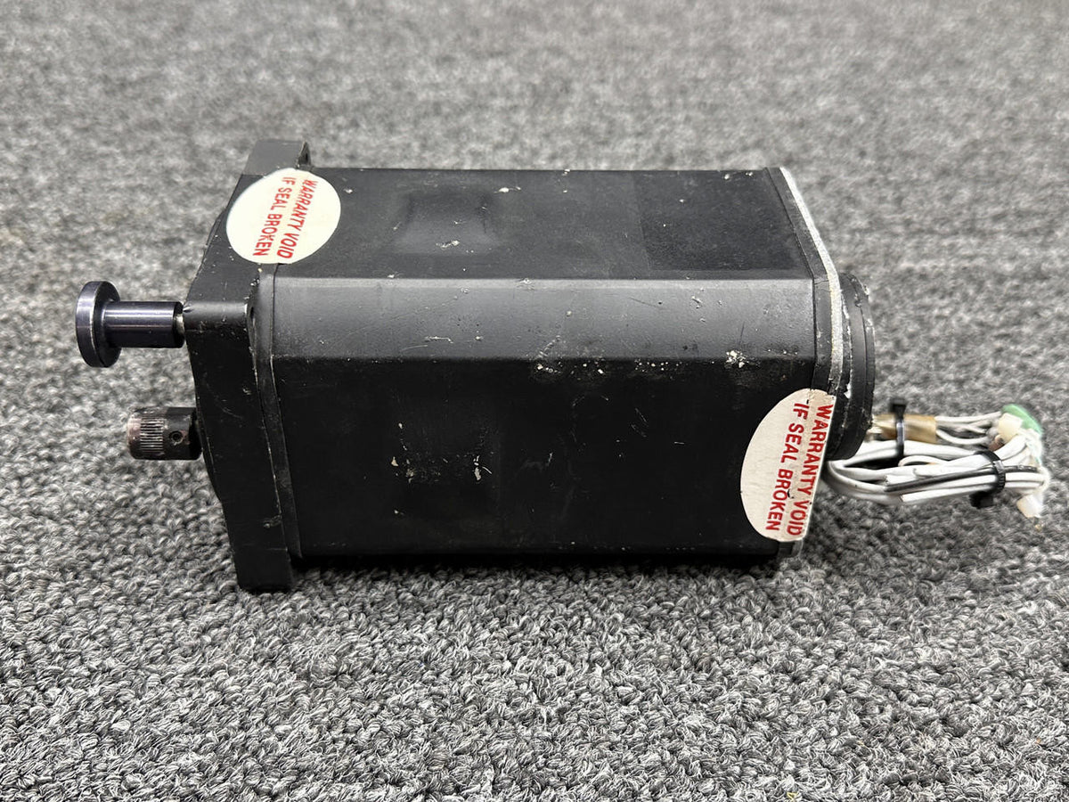 Aviation Instruments / Collins Avionics 504-0005-905 Aviation Instrument, Collins Horizon Reference Indicator (Lighted)