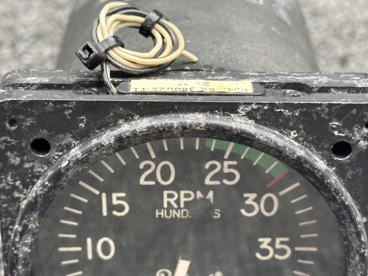 Edo-Aire IU236-001-2 (Alt: 96-384059-5) Edo-Aire Dual Tachometer Indicator (27V, Lighted)