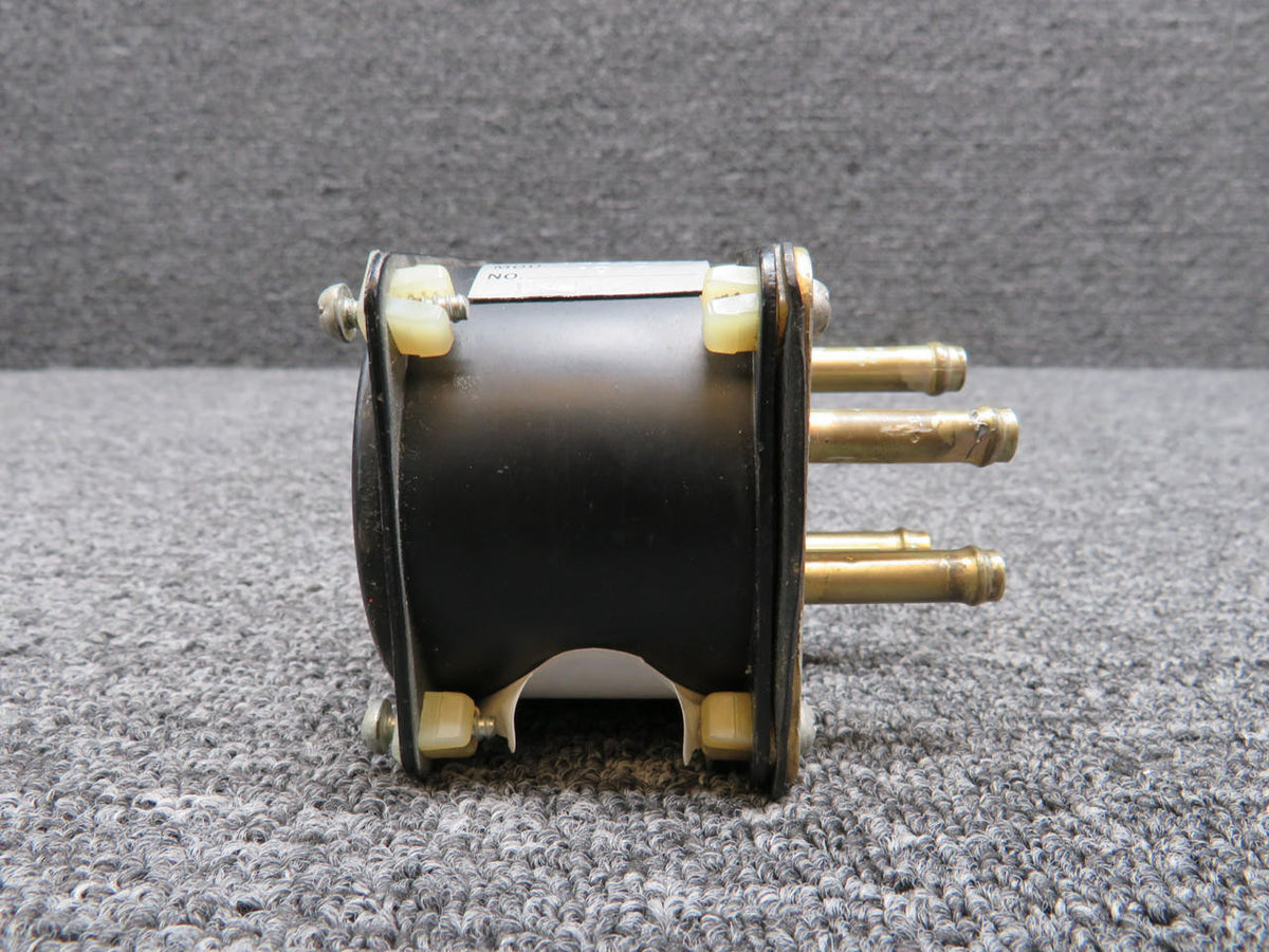 Airborne 1G5-4 Airborne Gyro Suction Indicator (Bent and Cracked Inlet) (Core)