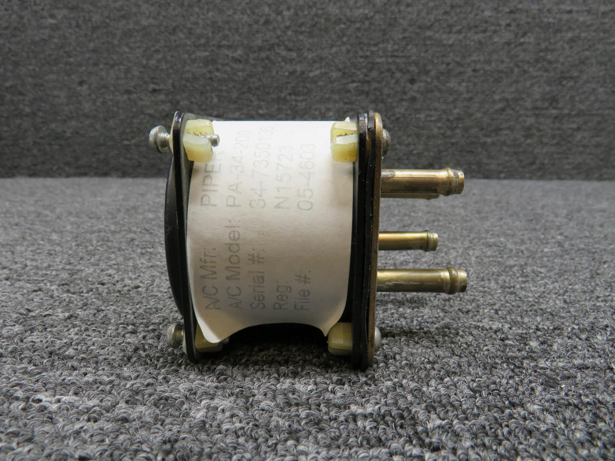 Airborne 1G5-4 Airborne Gyro Suction Indicator (Bent and Cracked Inlet) (Core)