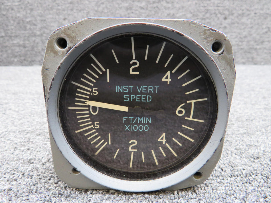 Aerosonic 30260-1117 (Alt: C661006-0101EX) Aerosonic Vertical Speed Indicator