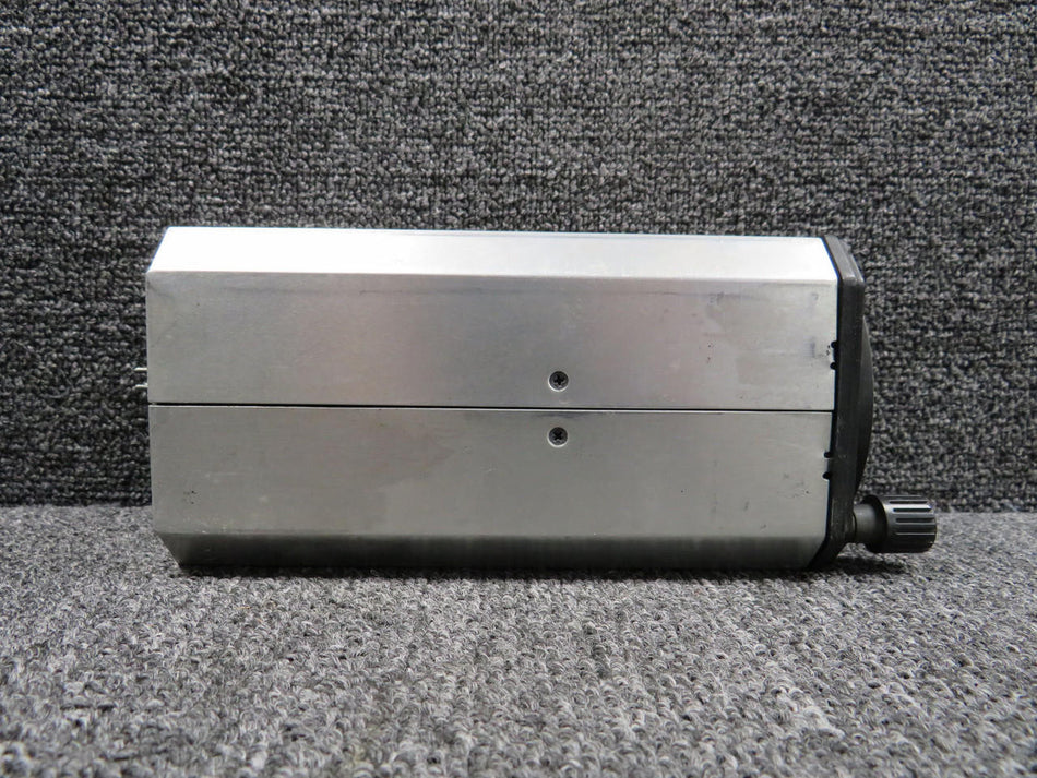 King Radio 066-3056-00 King Radio KI-208 VOR-LOC Converter Indicator (Minus Connector)