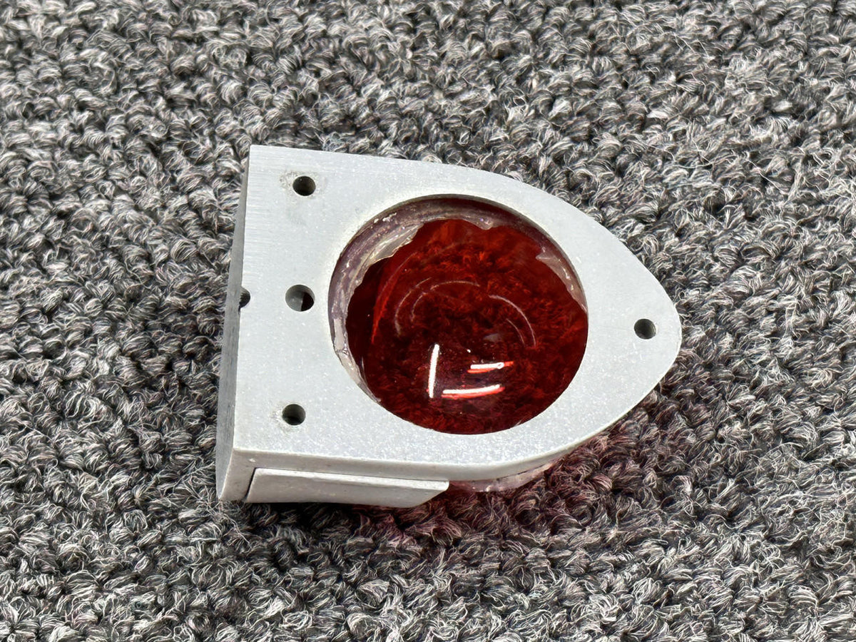 Grimes AN-3042-1, A1815A-R7512 Grimes Wing Position Lens and Retainer LH