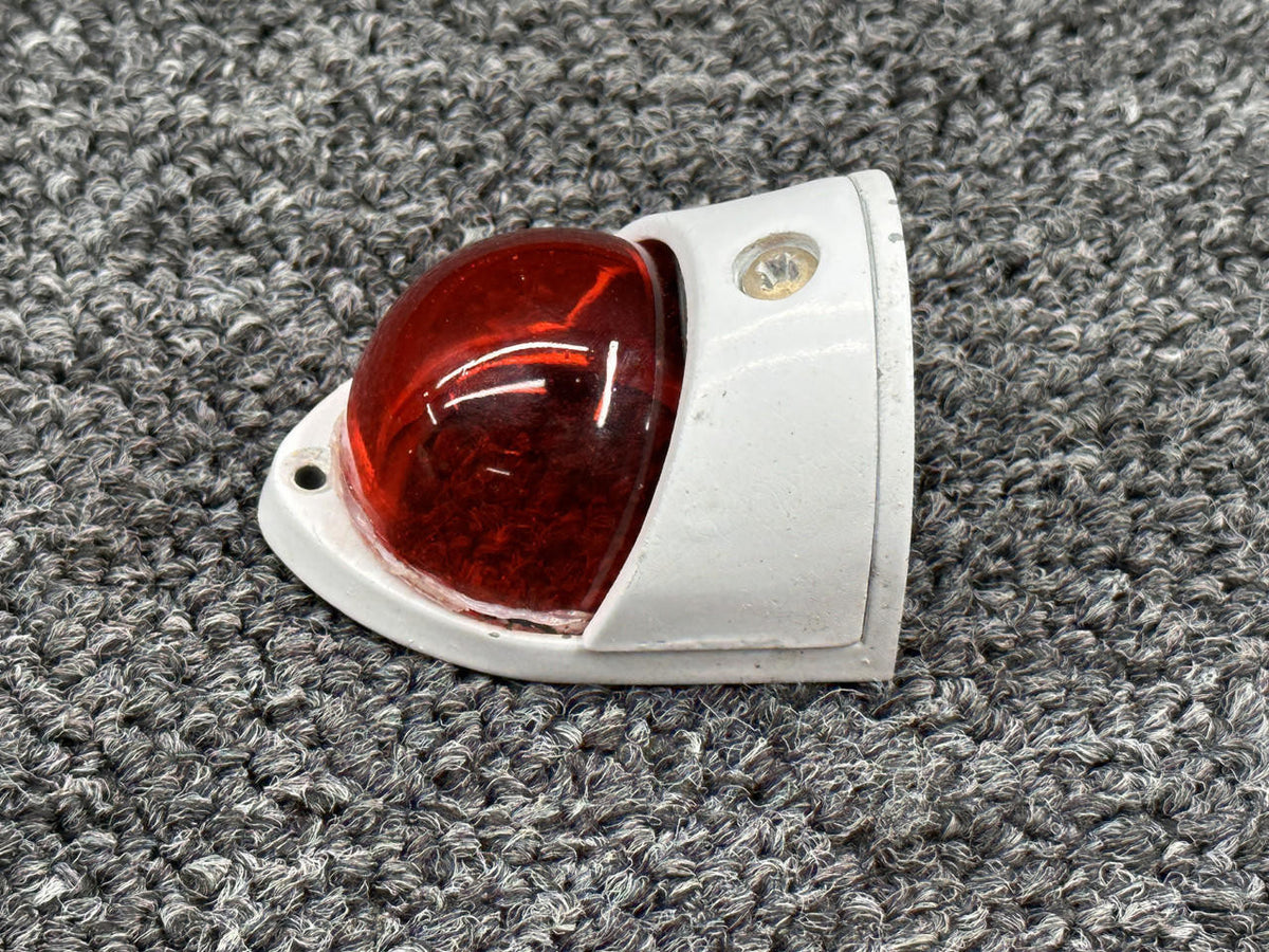 Grimes AN-3042-1, A1815A-R7512 Grimes Wing Position Lens and Retainer LH