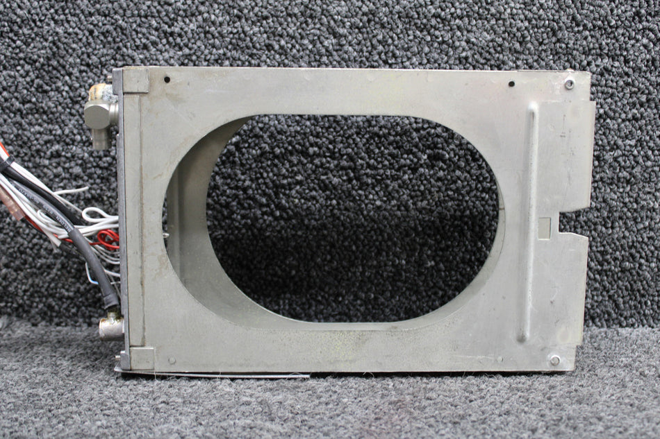 073-0431-00 King Radio Mounting Tray and Backplate (Corrosion)