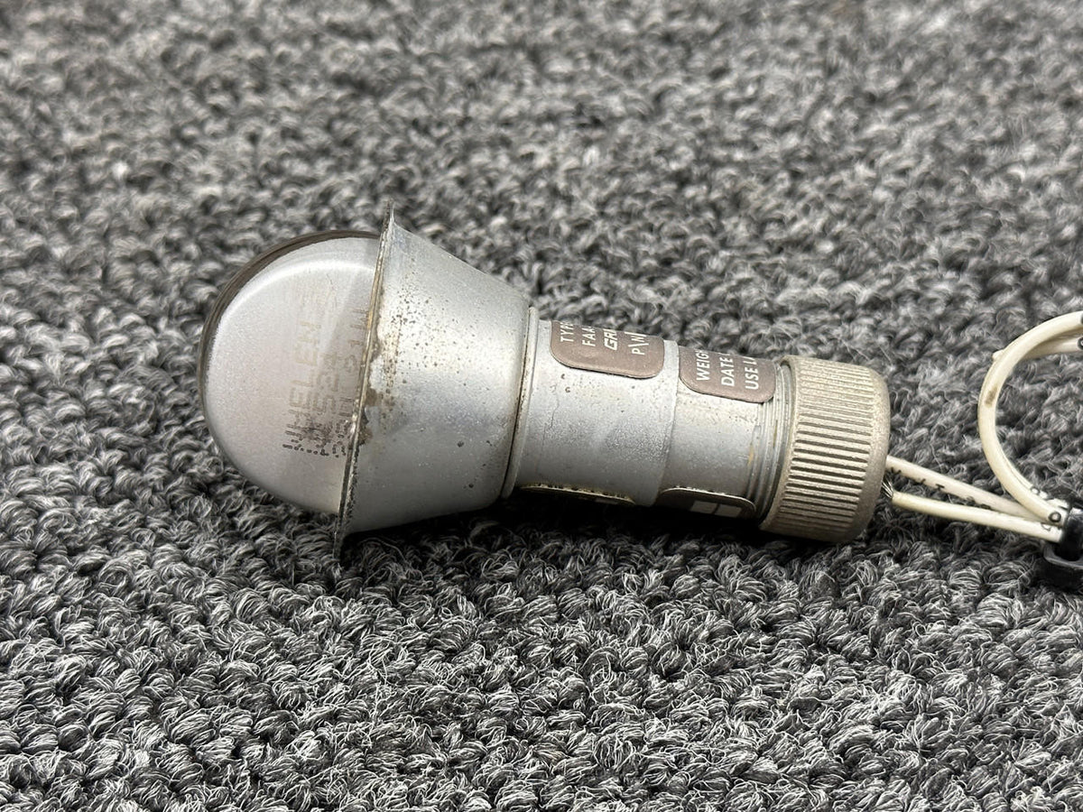 Grimes A-1815A-R-7512 Grimes Wing Position Light Base Assembly LH