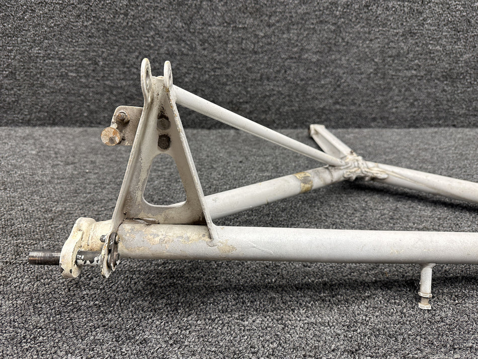 60-810026-604 Beechcraft B-60 Main Gear Retract Brace Assembly RH with Leg