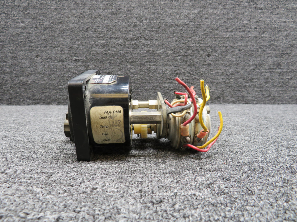 202A-1A Alcor Exhaust Gas Temperature Indicator with Knob Connection