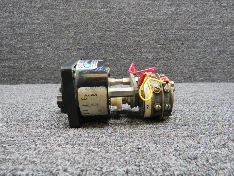 Alcor Exhaust Gas Temperature Indicator with Knob Connection