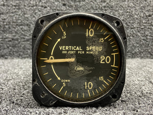 S1392-N2 (Use: S1392-N2SP) Karnish Vertical Speed Indicator (Discolored Face)