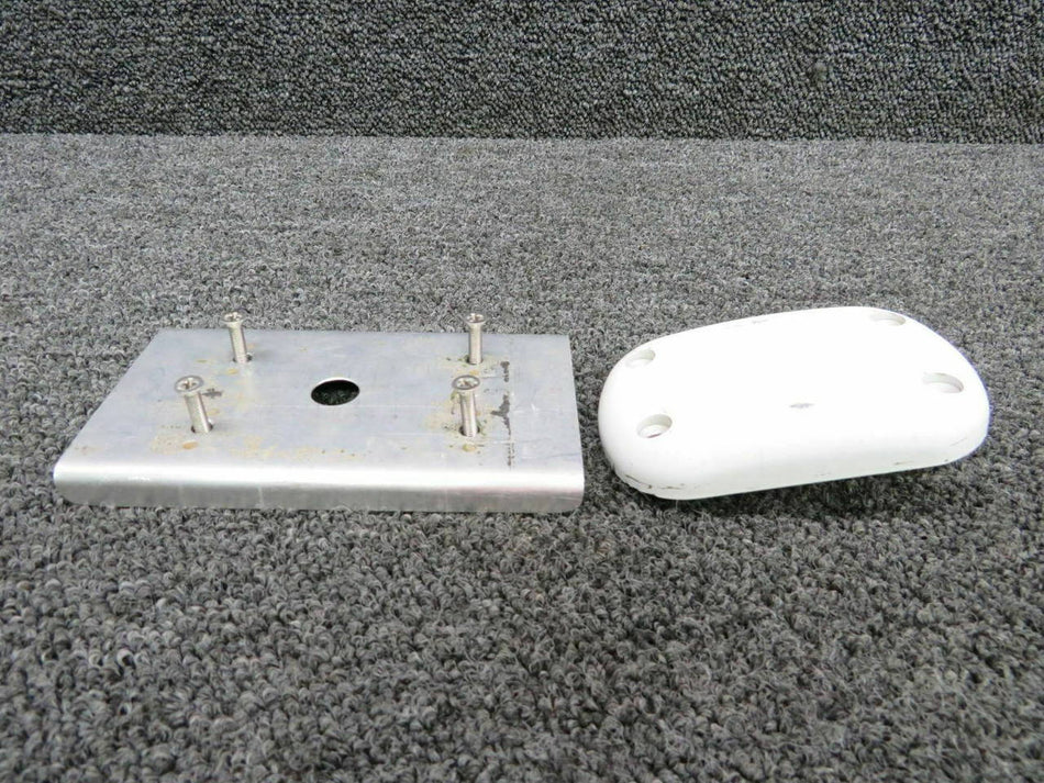 AT1665-0W-TNCF-000-RG-38-NM AeroAntenna Tech GPS Antenna w Bracket BAS Part Sales | Airplane Parts