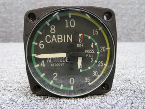 50589 (Alt: 550-870) UMA Dual Cabin Altitude Indicator