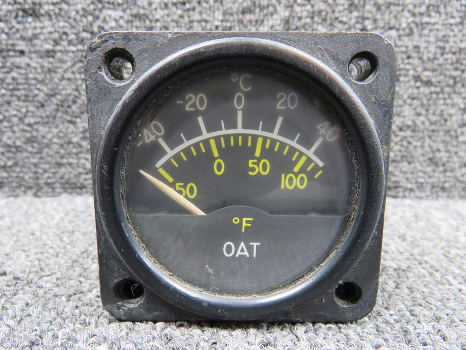 500-23 (Alt: C668520-0104) Instruments Inc. Outside Air Temperature Indicator (24V)