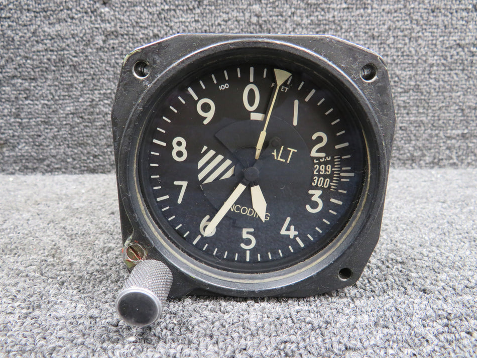 01-200-102 Smiths Encoding Altimeter Indicator with Mod (14 or 28V)