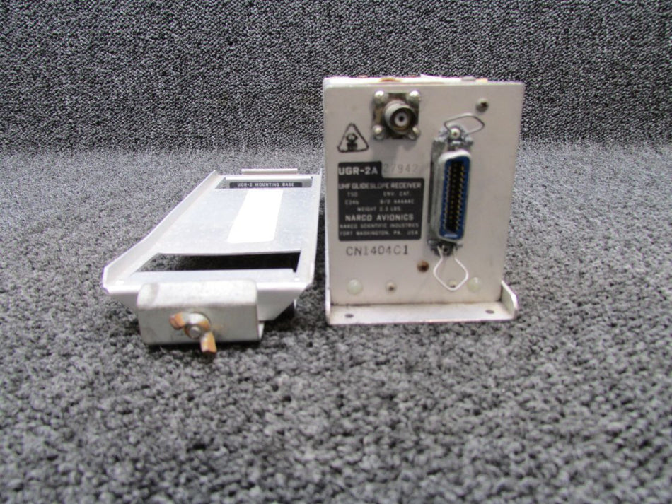 UGR-2A, UGR-2 Narco UHF Glideslope Receiver with Mounting Base