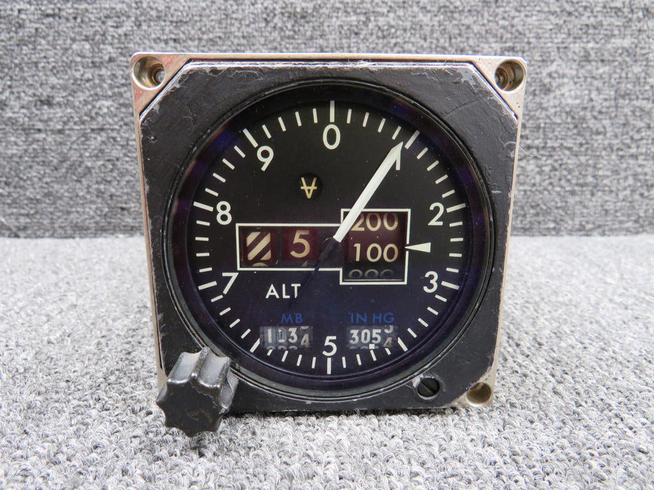 WL-807-AM-CP-2 Smiths Counter-Pointer Altimeter with Bracket (Core)