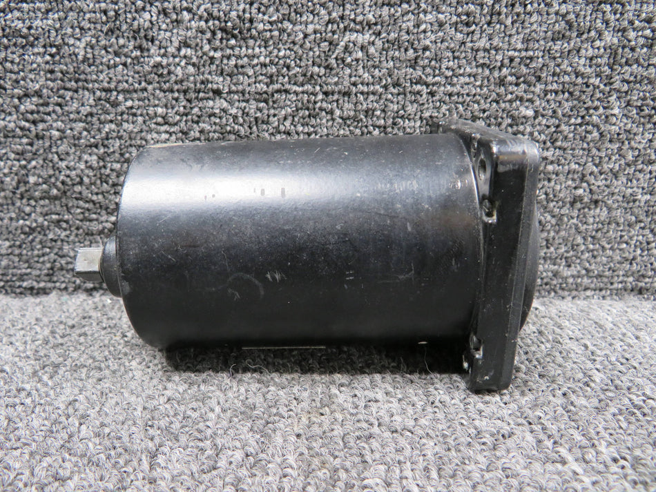 3000-0101 (Alt: C668516-0101) United Instruments Cabin Altitude Diff Indicator