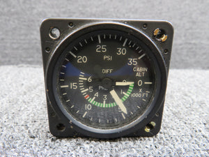 3000 United Cabin Altitude Differential Pressure Indicator