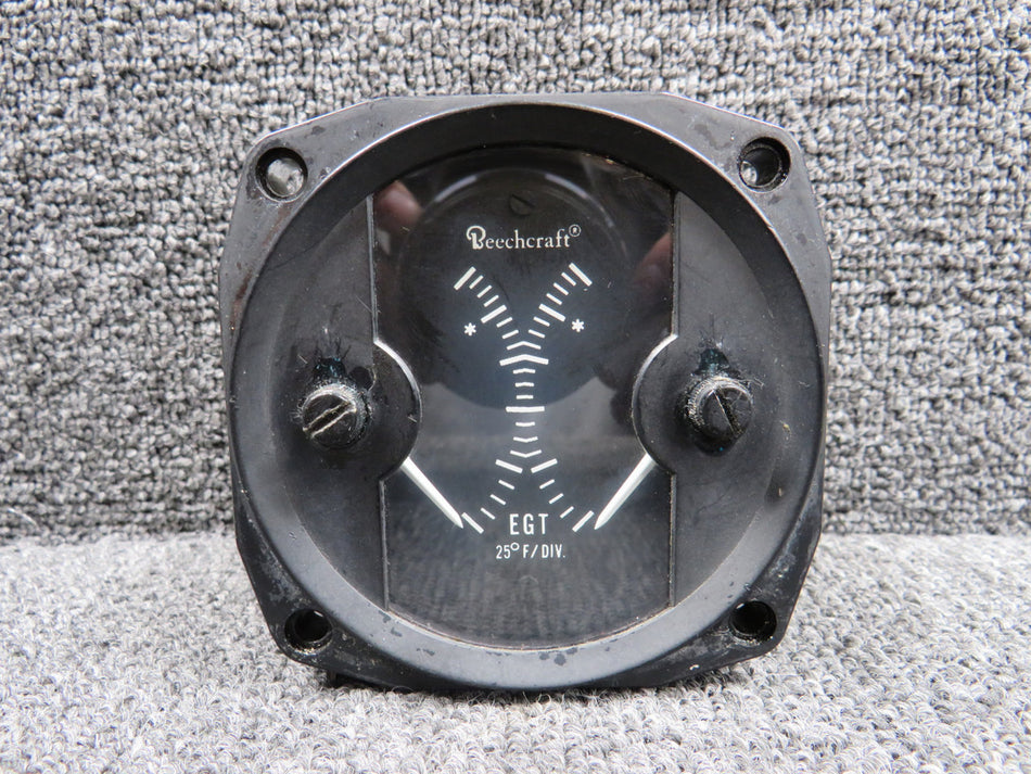 1136B16A Alcor 136 Dual Exhaust Gas Temperature Indicator