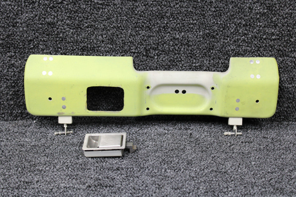 106-530108-5 Beechcraft A36 Openable Window Latch and Plate Assembly LH or RH