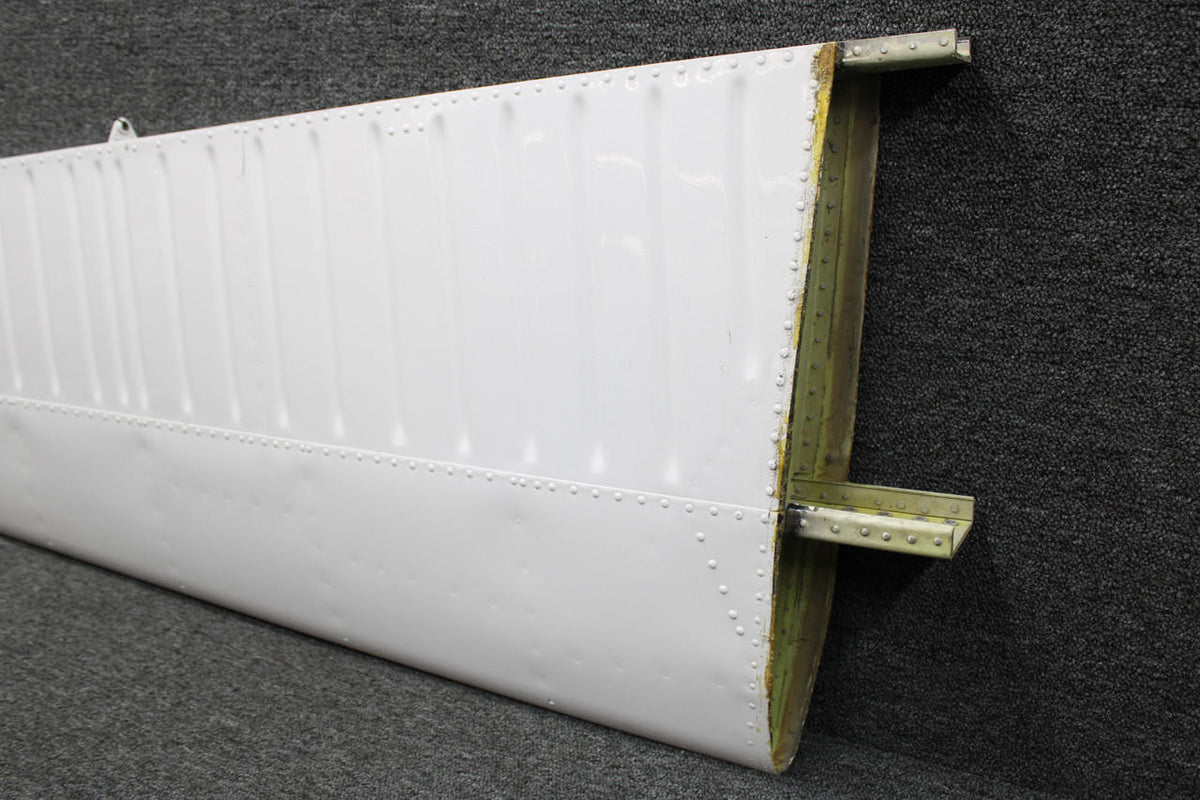 Beechcraft Parts 33-620000-50 Beechcraft A36 RH Horizontal Stabilizer Assembly
