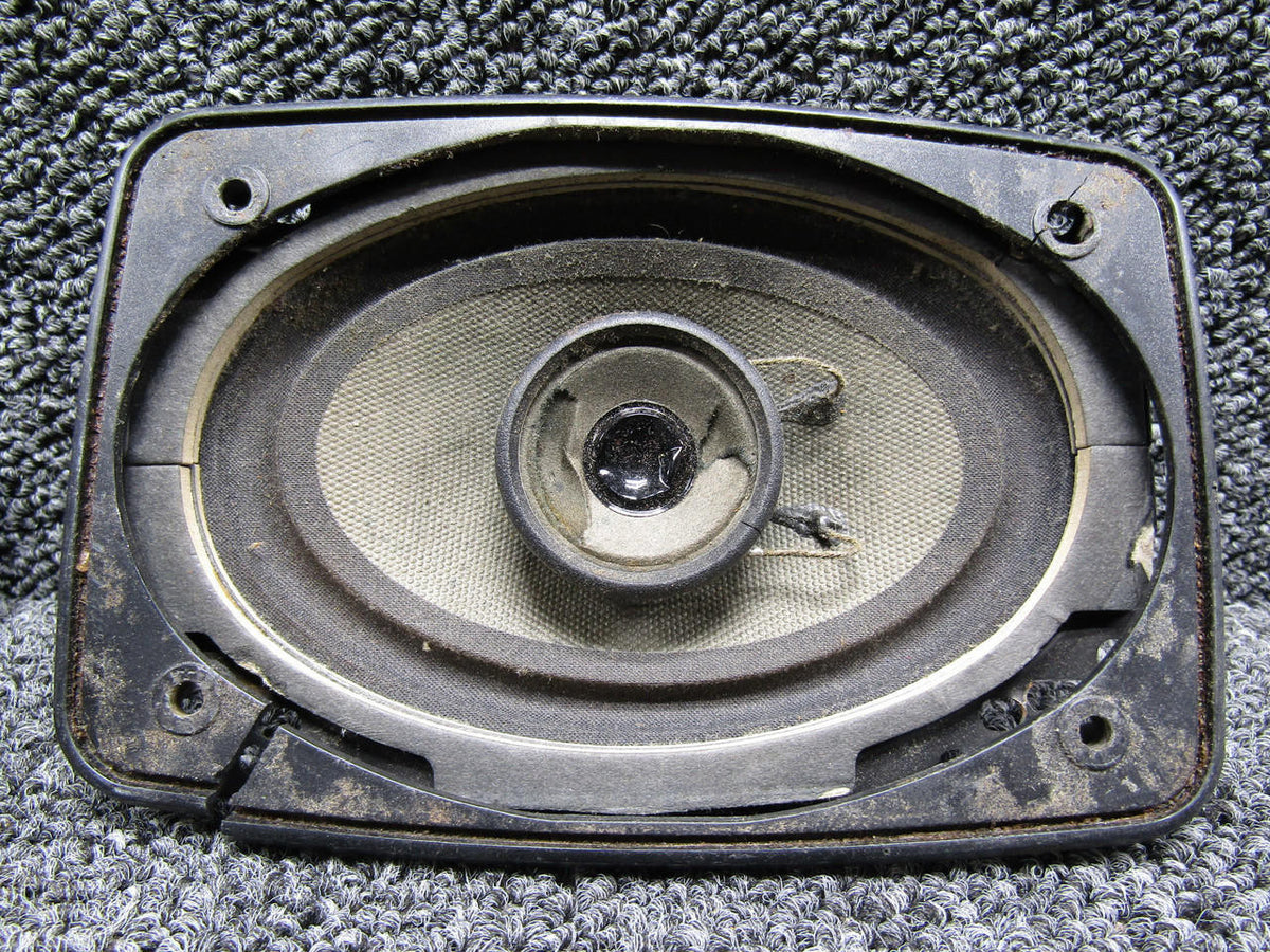 Clarion SRC4620 Clarion Coaxial 2 Way Speaker (Cracked Cover)