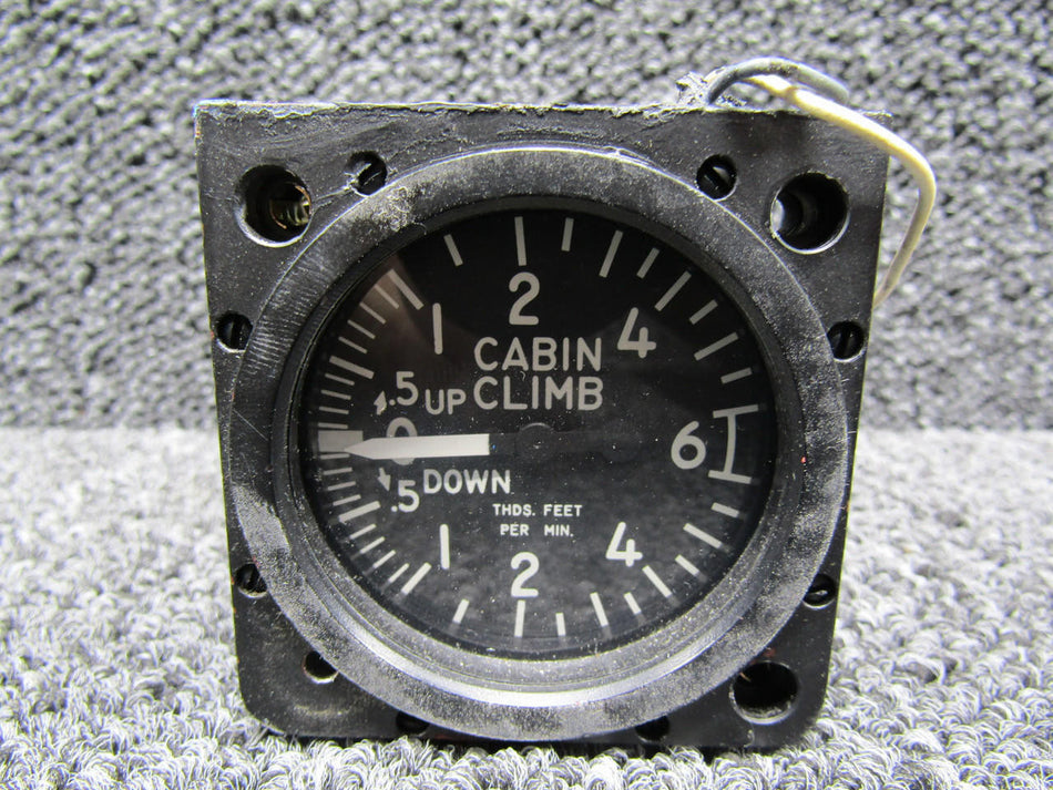 Aerosonic 35060-1164 Aerosonic Cabin Rate of Climb Indicator, Lighted