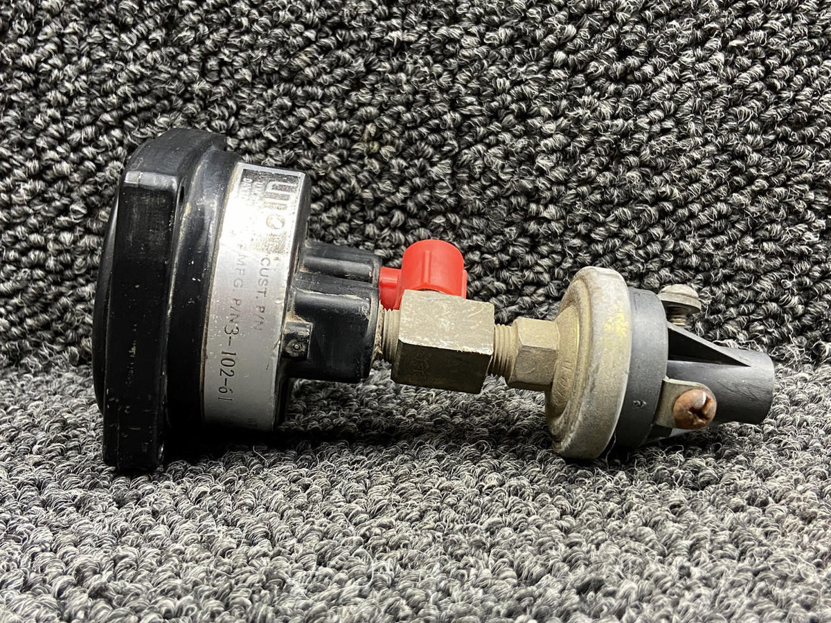 UMA 3-102-61 UMA Fuel Pressure Gauge (Core)