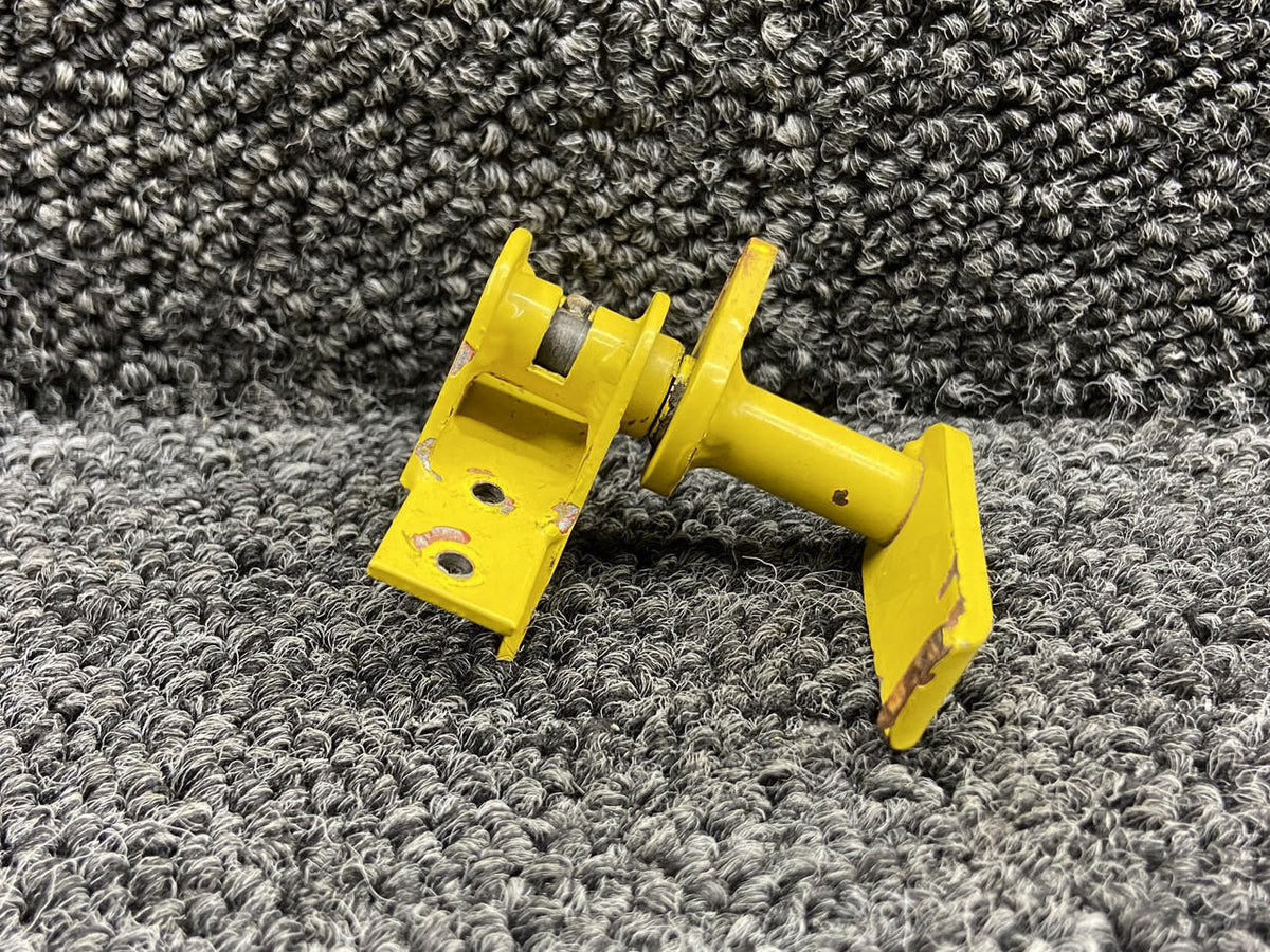 Air Tractor 10915-1 Air Tractor AT-401 Cabin Door Latch Assembly LH