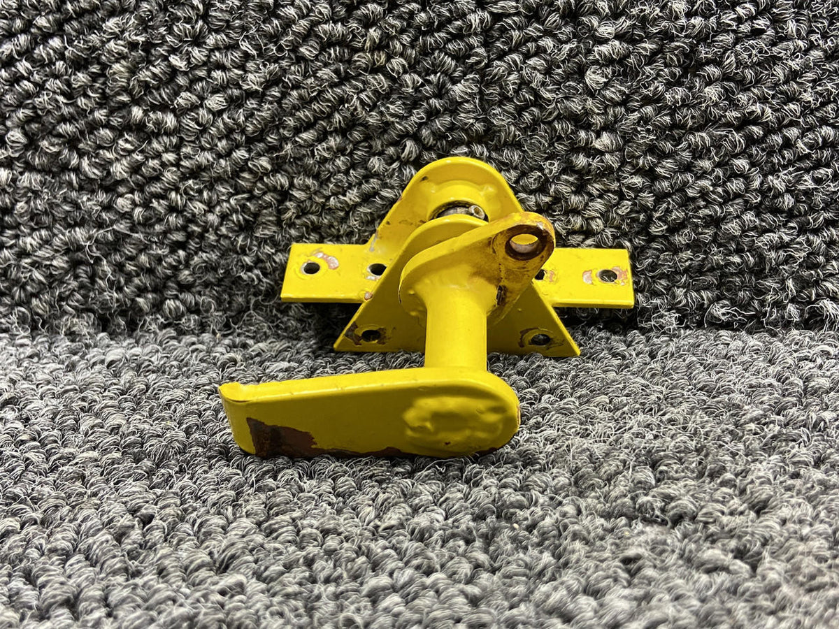 Air Tractor 10915-1 Air Tractor AT-401 Cabin Door Latch Assembly LH