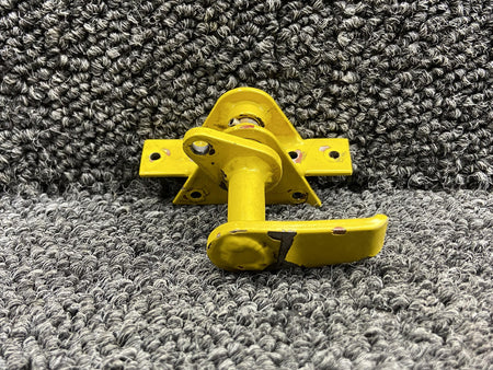 Air Tractor 10915-2 Air Tractor AT-401 Cabin Door Latch Assembly RH