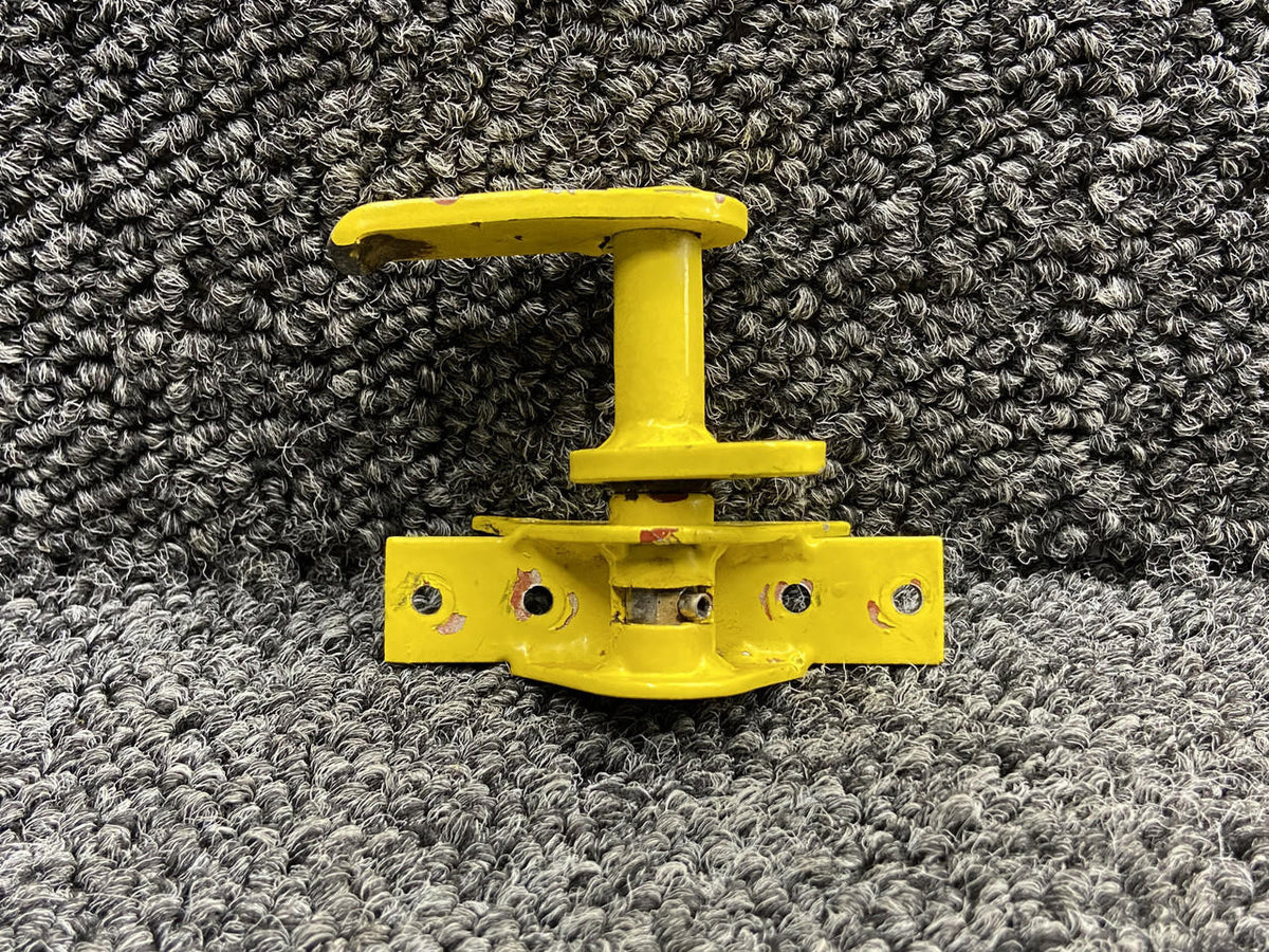 Air Tractor 10915-2 Air Tractor AT-401 Cabin Door Latch Assembly RH