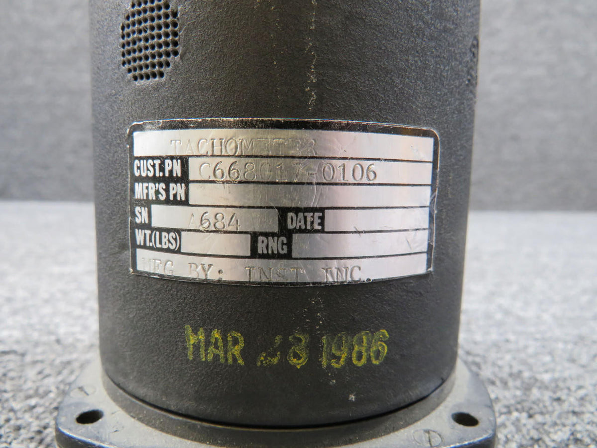 Castleberry C668017-016 Castleberry Dual Tachometer Indicator (Worn Face)