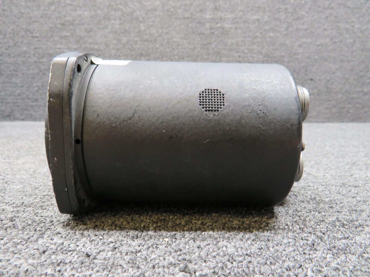 Castleberry C668017-016 Castleberry Dual Tachometer Indicator (Worn Face)